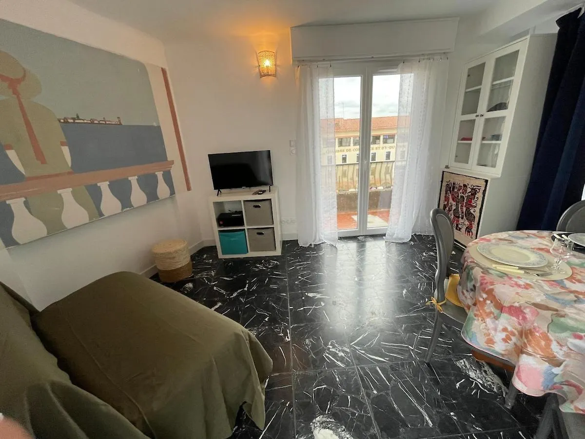 French Riviera Apartment Saint-Raphael